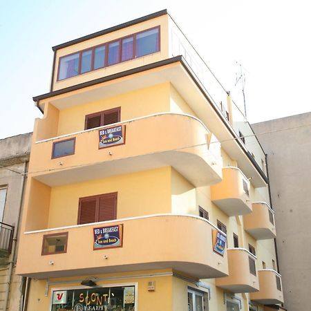 Sun And Beach Catona Di Reggio Calabria Exterior photo